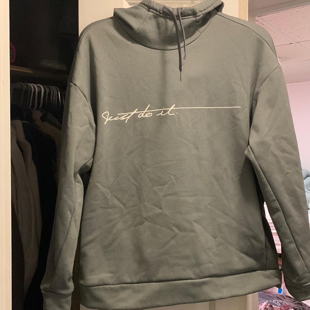 Women’s Nike Sweatshirt